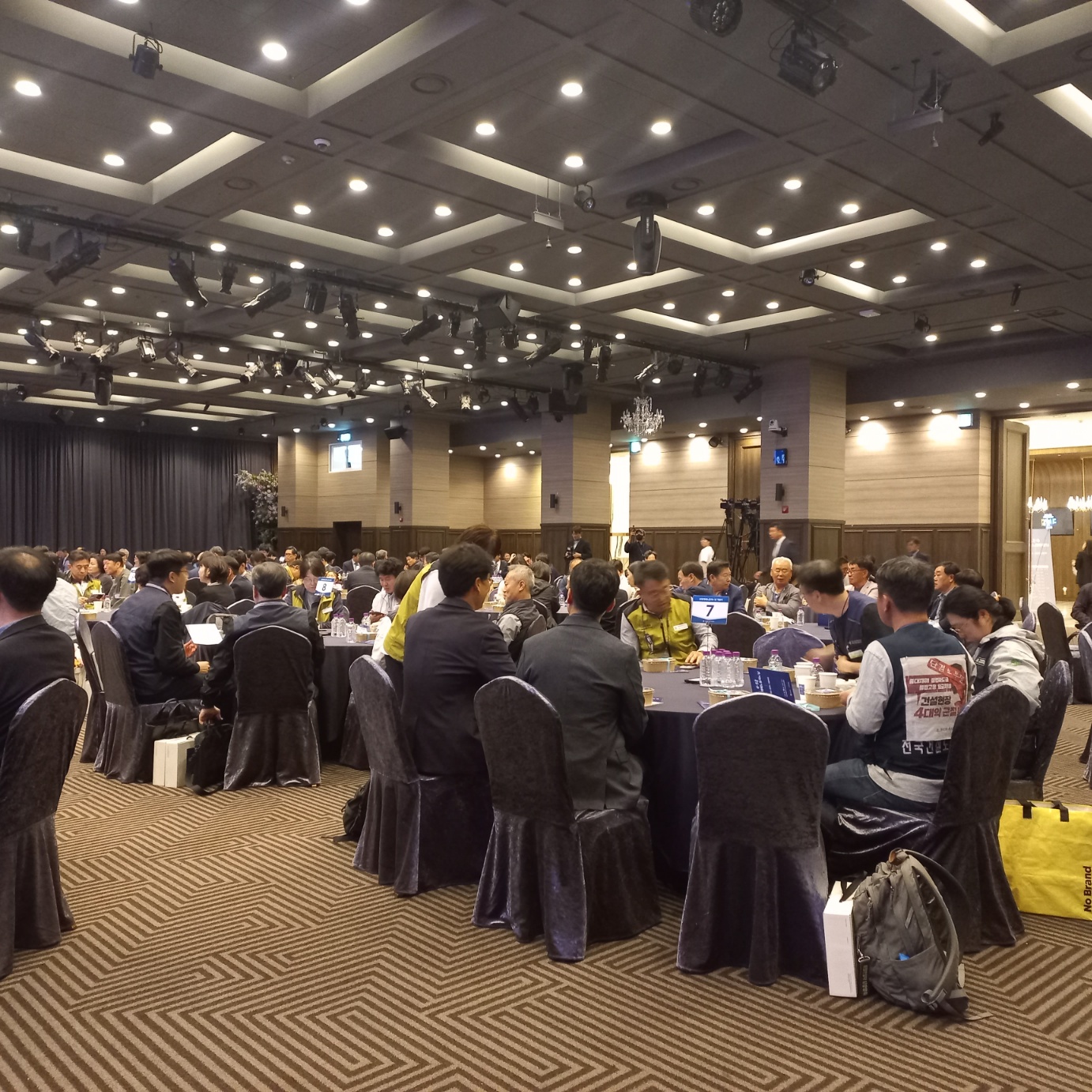 KakaoTalk_20260430_081342200_06.jpg
